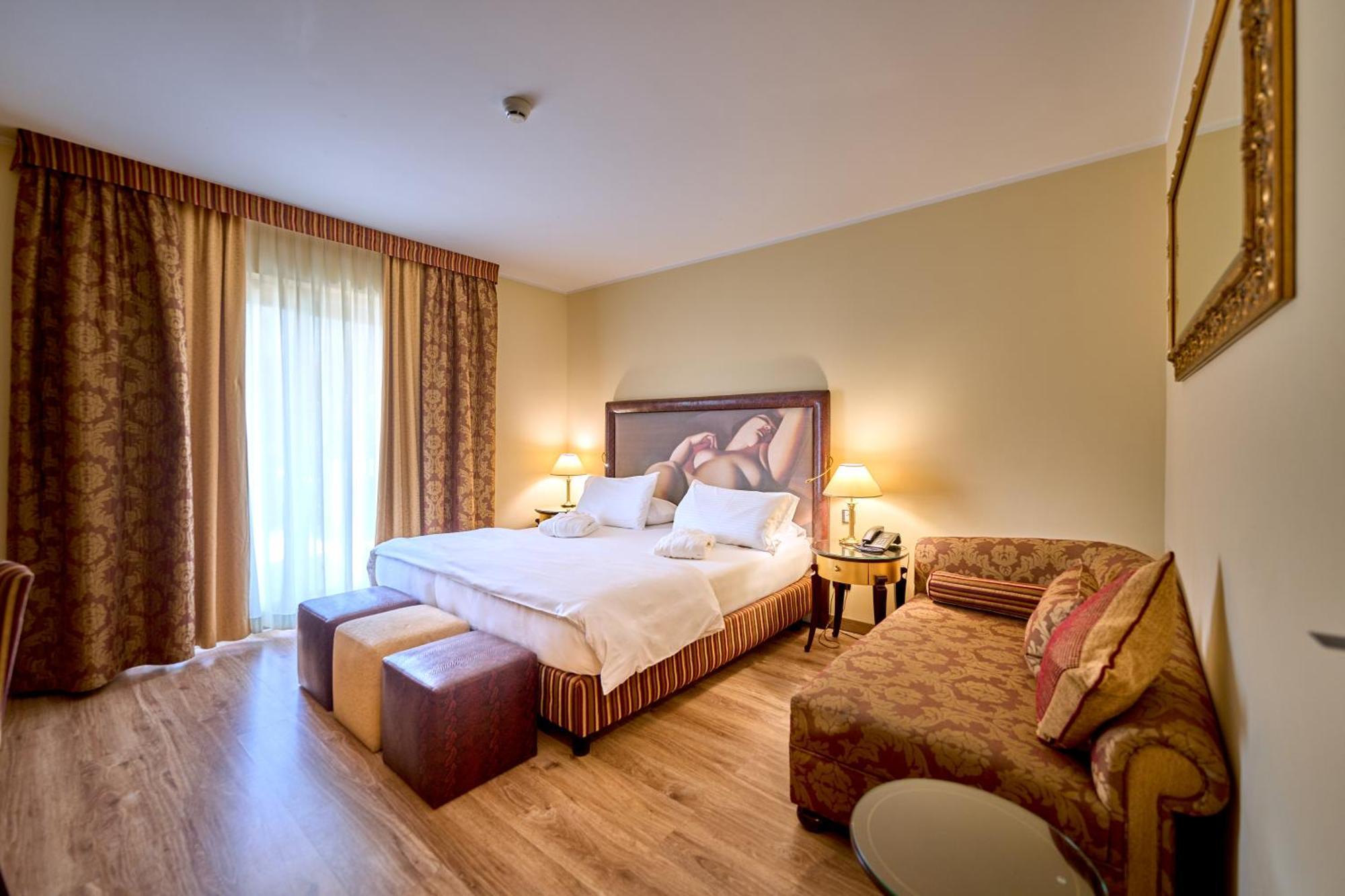 Parc Hotel Flora S Riva del Garda Esterno foto